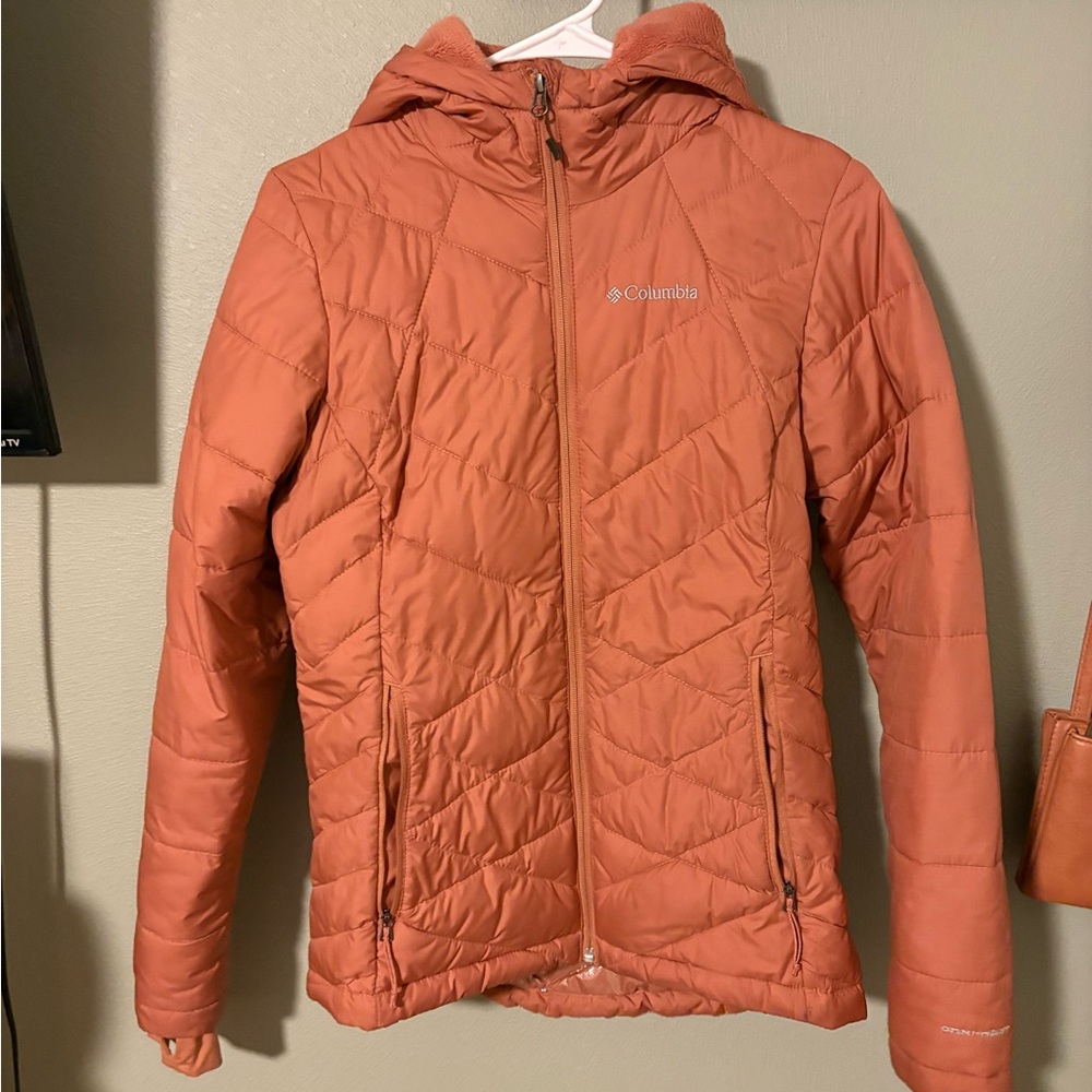 Columbia Women's Salmon Pink Quilted Jacket